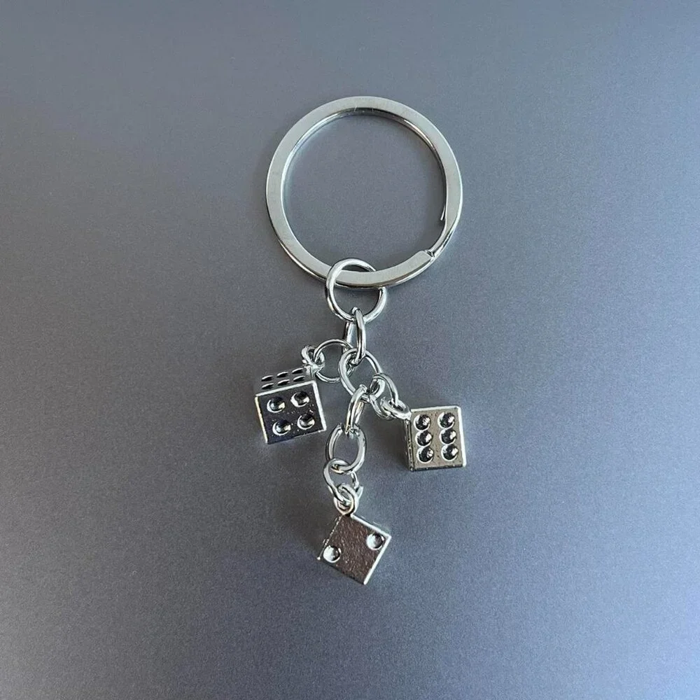 y2k 2000s dice stack silver chrome keyring keychain